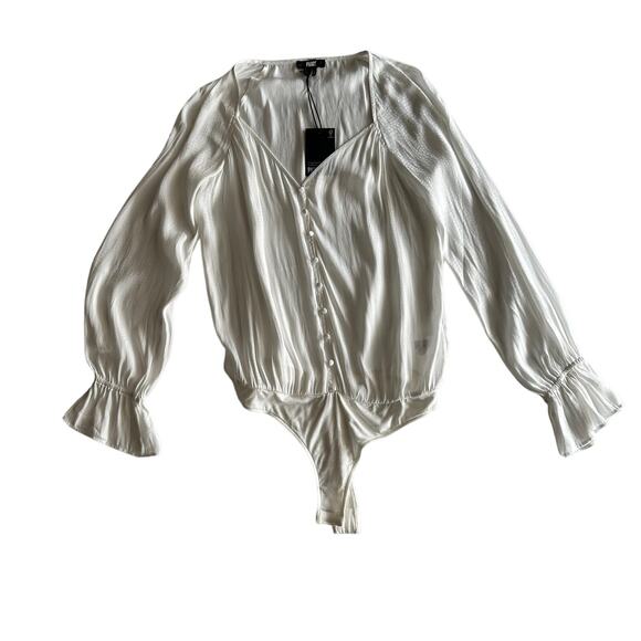 PAIGE Tops - Paige NWT Delanie Shadow Dot Long Sleeve Flutter Cuff Bodysuit Thong Blouse S